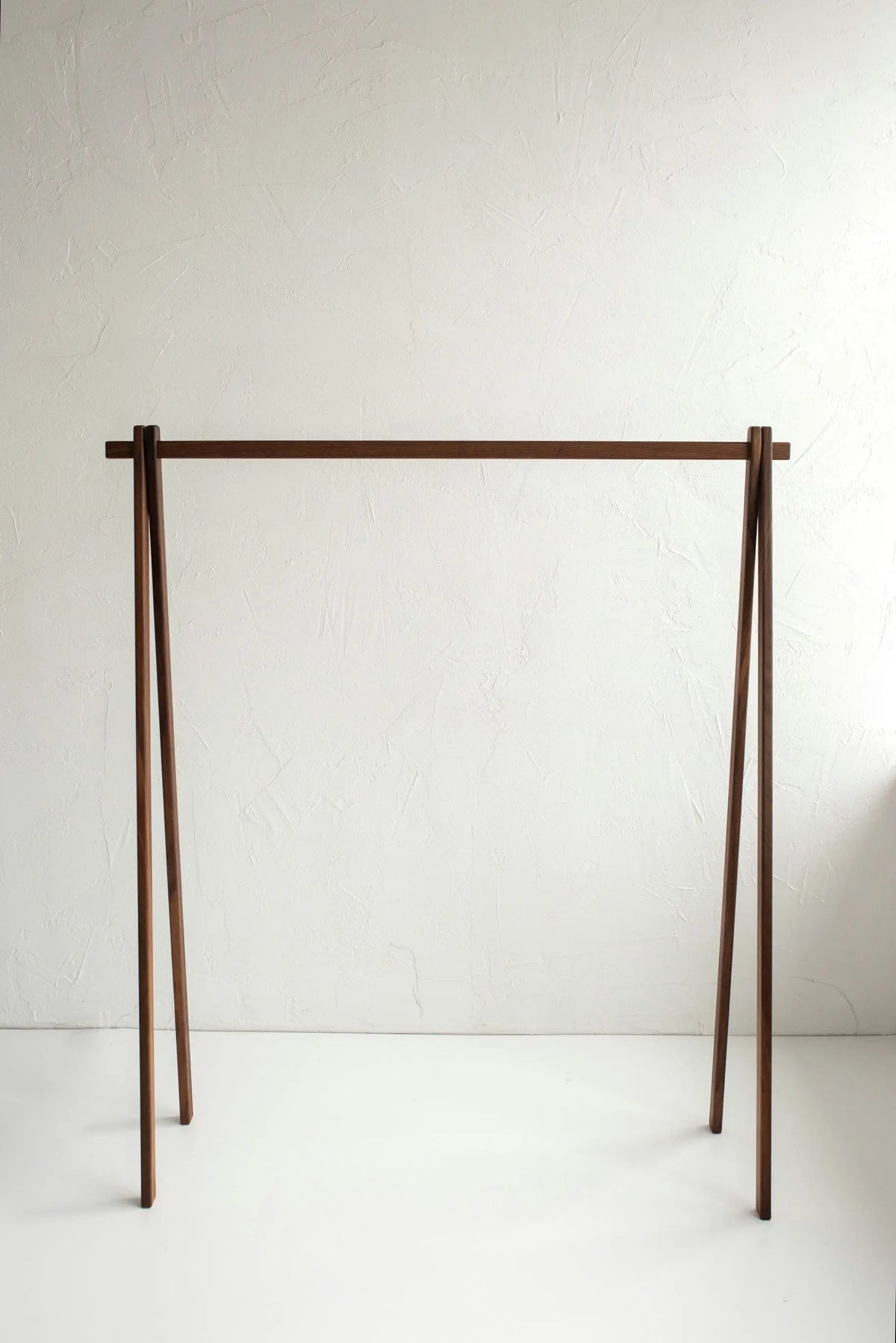 Walnut Clothes Rack Wood Clothing Racks – Oak & Ash Garment Stands, Tool-Free Assembly